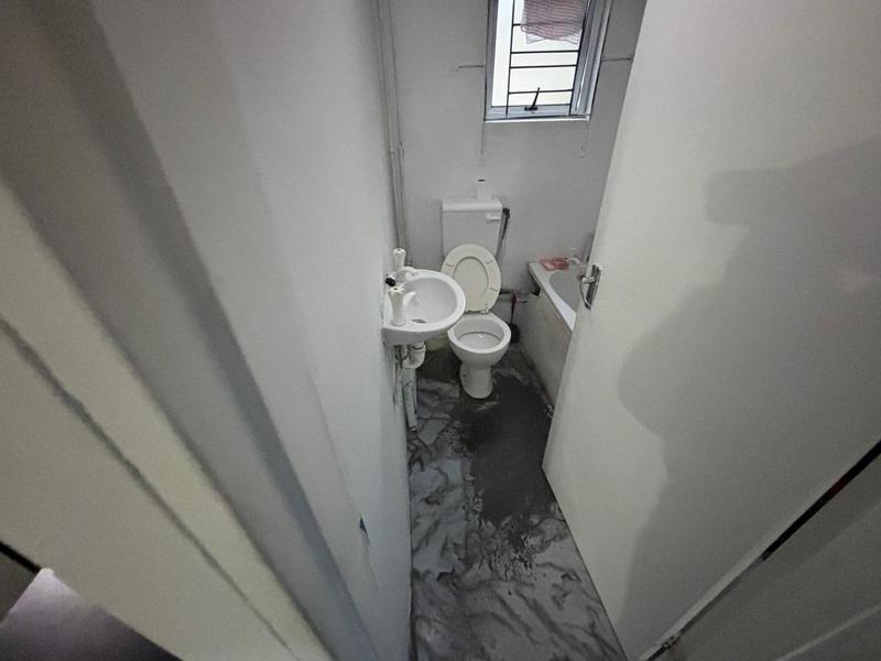 2 Bedroom Property for Sale in Delft Western Cape